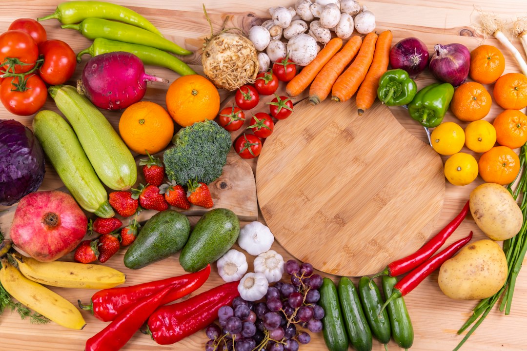 Natural Foods That Help Stabilize Blood Sugar Levels (Science-Backed)